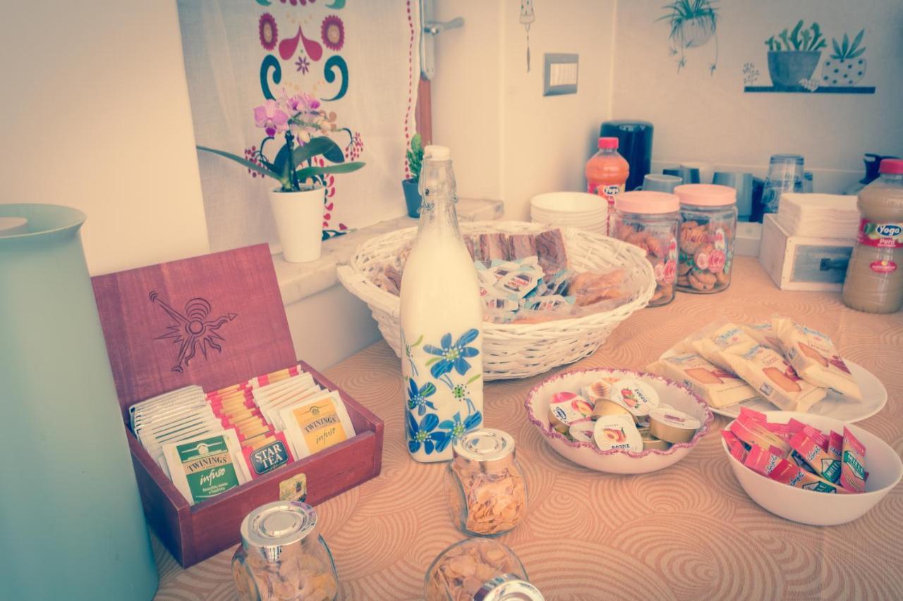 Raro'S Home Bed & Breakfast 庞贝 外观 照片